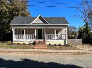 321 W 5th St, Burlington, NC 27215
