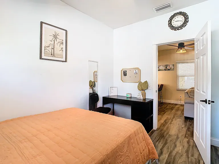3321 W Aileen St — Photo 7