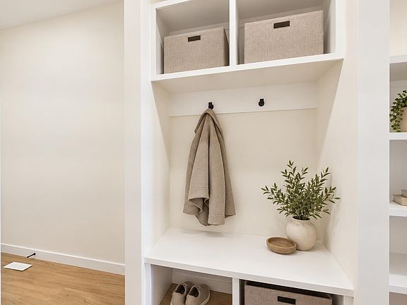 5th image of 139 Ficus Way