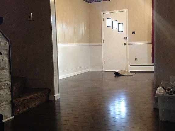 3rd image of 665 E Main St