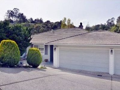 11 El Quanito Way, Burlingame, CA, 94010