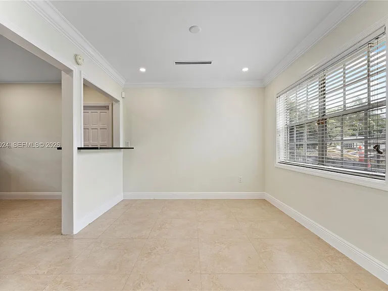 516 Gerona Ave — Photo 27