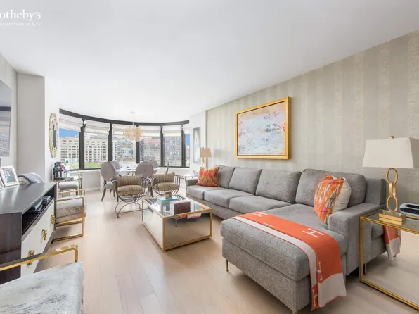 330 East 38th Street image 1 of 16