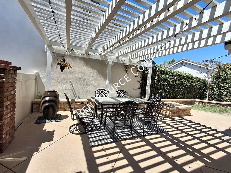 23902 Ranney House Ct — Photo 32