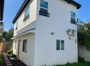 18654 Runnymede St, Reseda, CA 91335