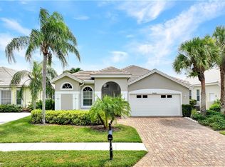 6006 Highwood Park Ln, Naples, FL 34110