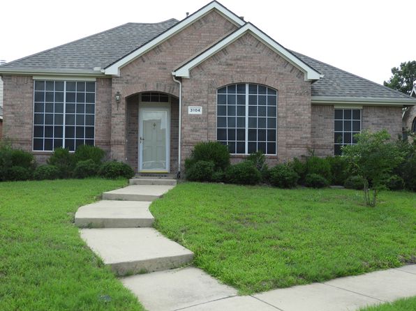 3104 Cedardale Dr