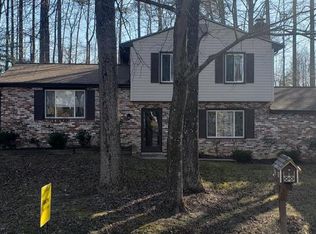6014 Battlefield Green Dr, Fredericksburg, VA 22407