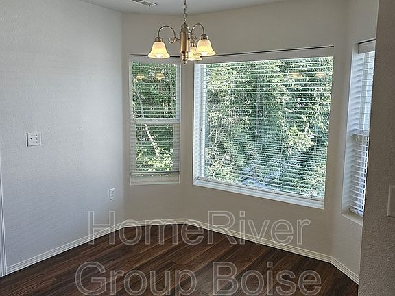 4th image of 11846 W Fairview Ave APT 201