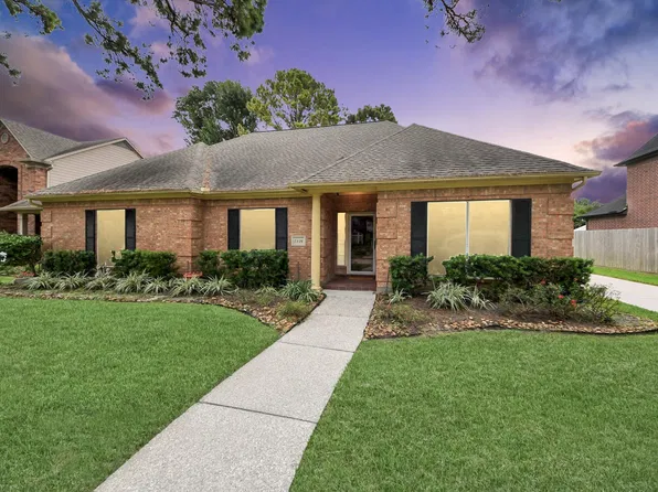 5126 Manorhaven Ln, Houston, TX 77084