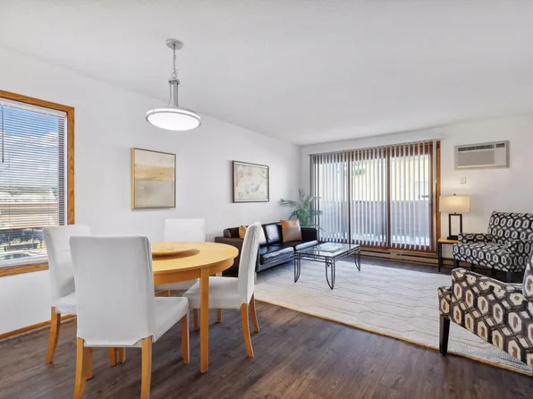 2425 E Franklin Ave APT 204, Minneapolis, MN 55406