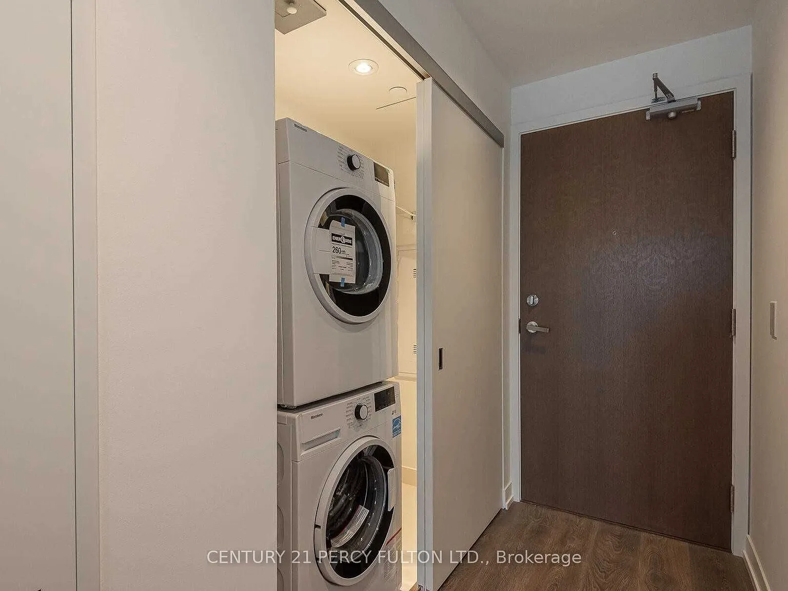 1 bed, $2,400 — Photo 4