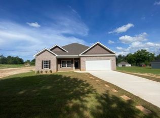 873 Bud Moore Rd, Cottonwood, AL 36320