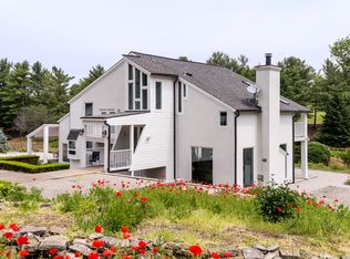 2000 Hillgate Dr, Lexington, KY 40515