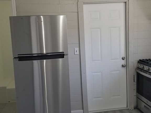 3rd image of 708 N 19th St #A