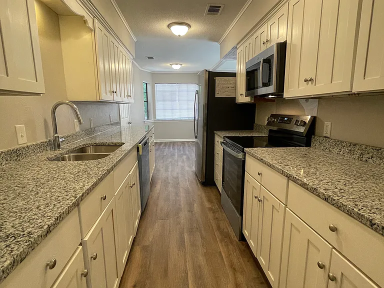 14009 Bayberry Pl — Photo 3
