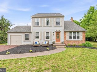1030 Rainbow Cir, Pittsgrove, NJ 08318