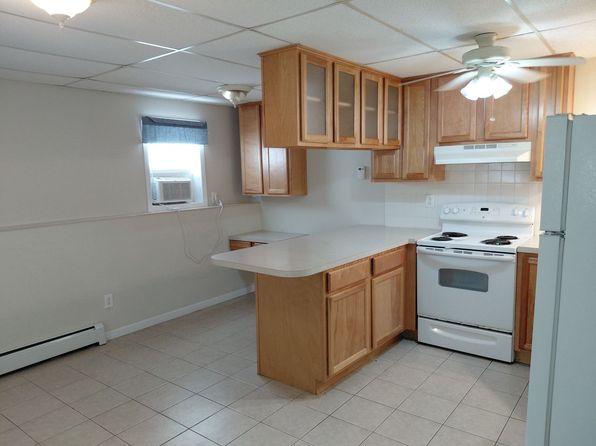 728 W Bertrand St #3