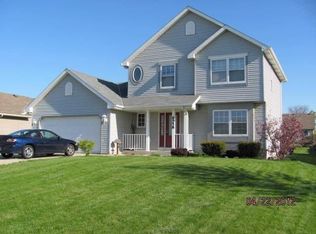 6558 Spring Hill Dr, Racine, WI 53406