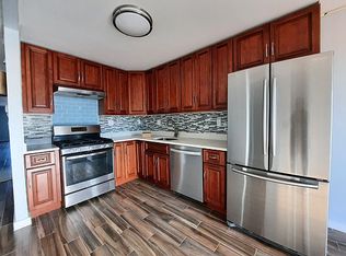 24-20 31st St #D, Astoria, NY 11102