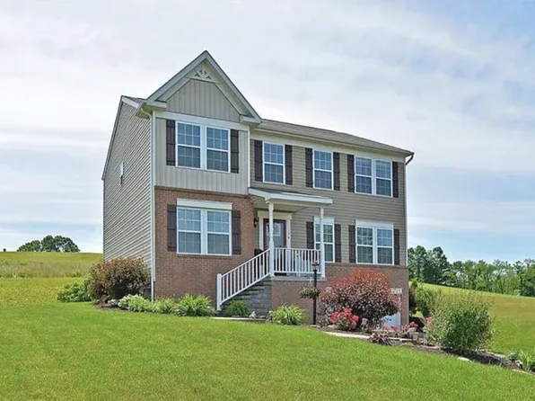 134 Heathfield Dr, Sarver, PA 16055