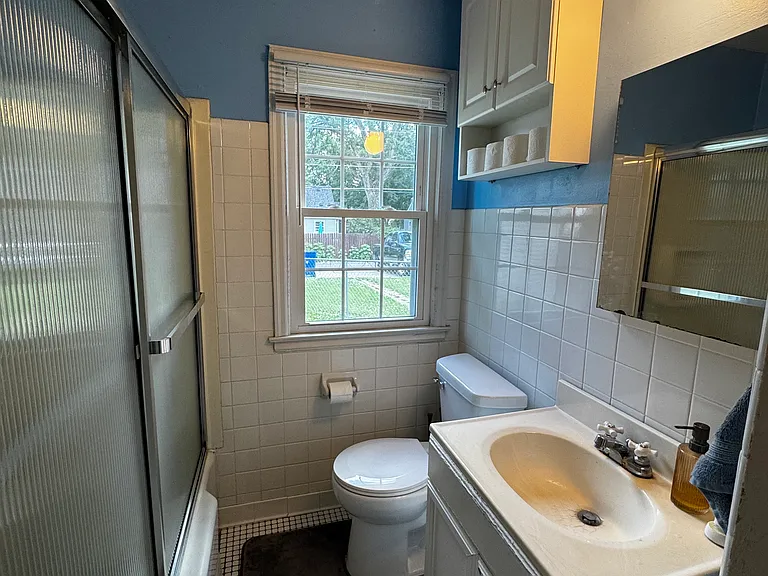 510 Pelham Blvd — Photo 10