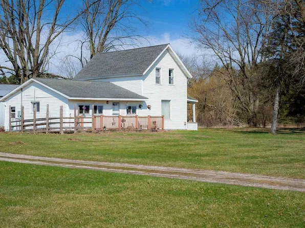 18025 Grabowski Rd, Saint Charles, MI 48655