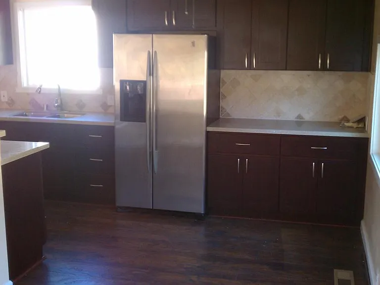 Kitchen & Dining Area