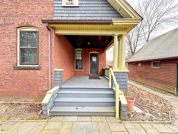 3rd image of 66 Prospect St
