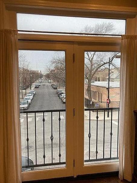 French balcony