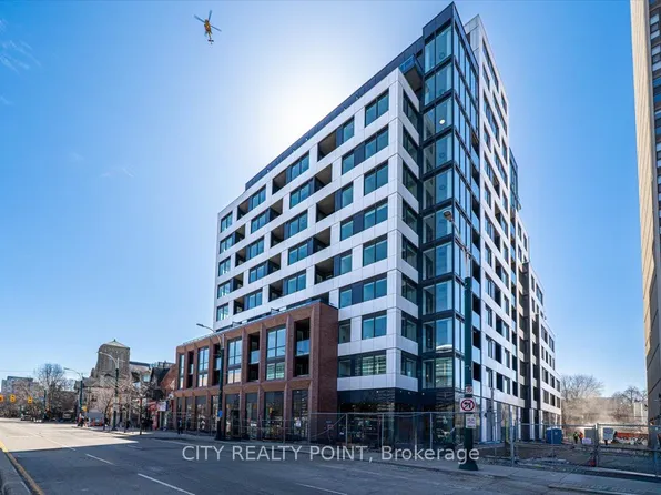664 Spadina Ave, Toronto, ON