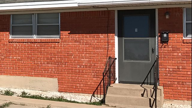 1st image of 1517 Dogwood Ln APT 11