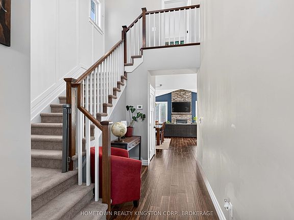5th image of 1505 Clover St