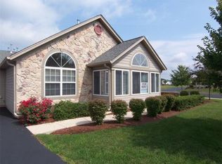 2017 Olmstead Dr UNIT 9B, Woodstock, IL