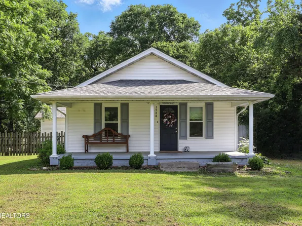 1733 Forster St, Maryville, TN 37803