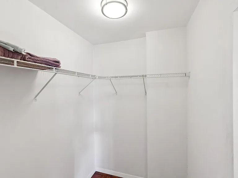 Apartments@1220 — Photo 33