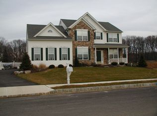 1035 Cosenza Ct, Easton, PA 18040