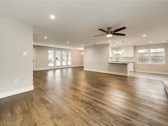 4th image of 3417 Shady Hollow Ln