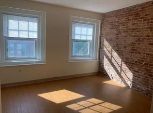 2 University Rd #3, Cambridge, MA 02138