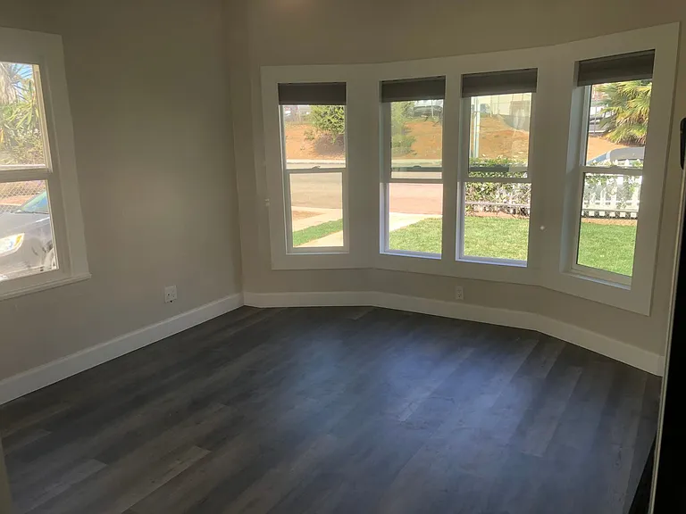 819 S Tremont St — Photo 2