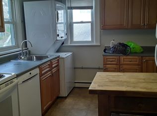 17 Livingston St #2, Catskill, NY 12414