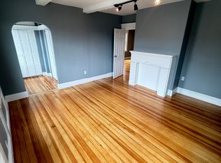 87 Maple Ave Floor 2, West Warwick, RI 02893