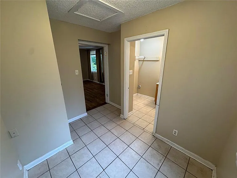 4670 Rosewood Dr — Photo 20