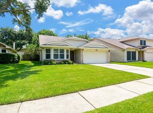 10515 Rippling Fields Dr, Houston, TX 77064