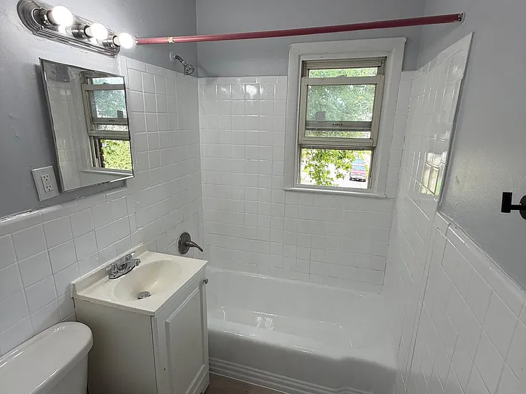 1617 Oliver St #2 — Photo 3
