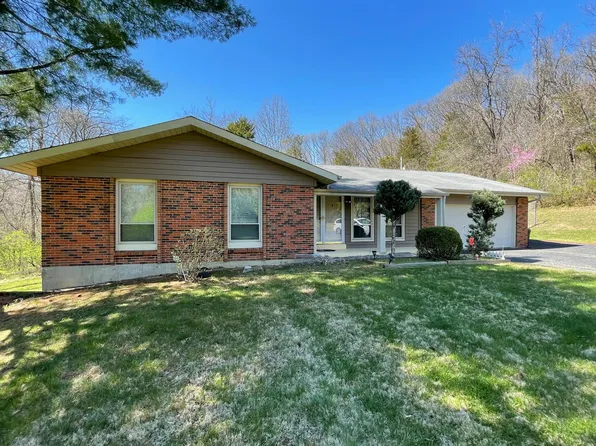 17983 Rosemar Ln, Glencoe, MO 63038