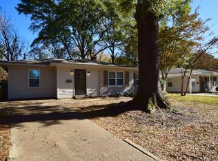 1450 Woodston Rd, Memphis, TN 38117