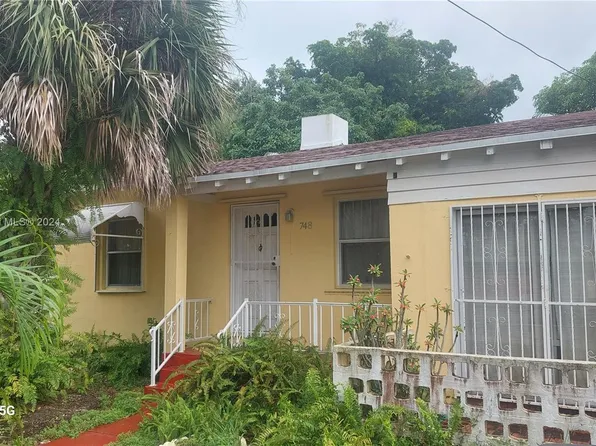 748 NE 127th St, North Miami, FL 33161