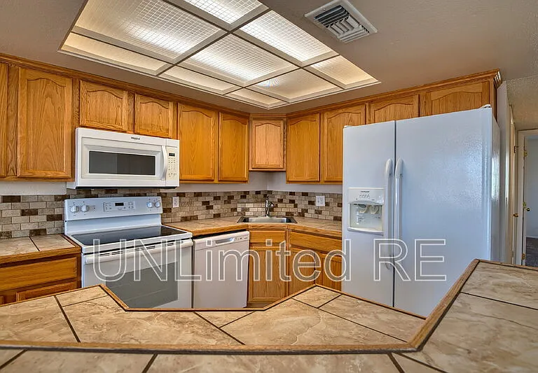 2982 Winterhaven Dr — Photo 28