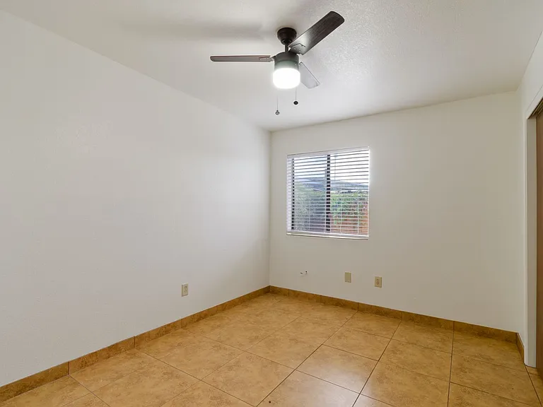 1109 E Water St — Photo 9